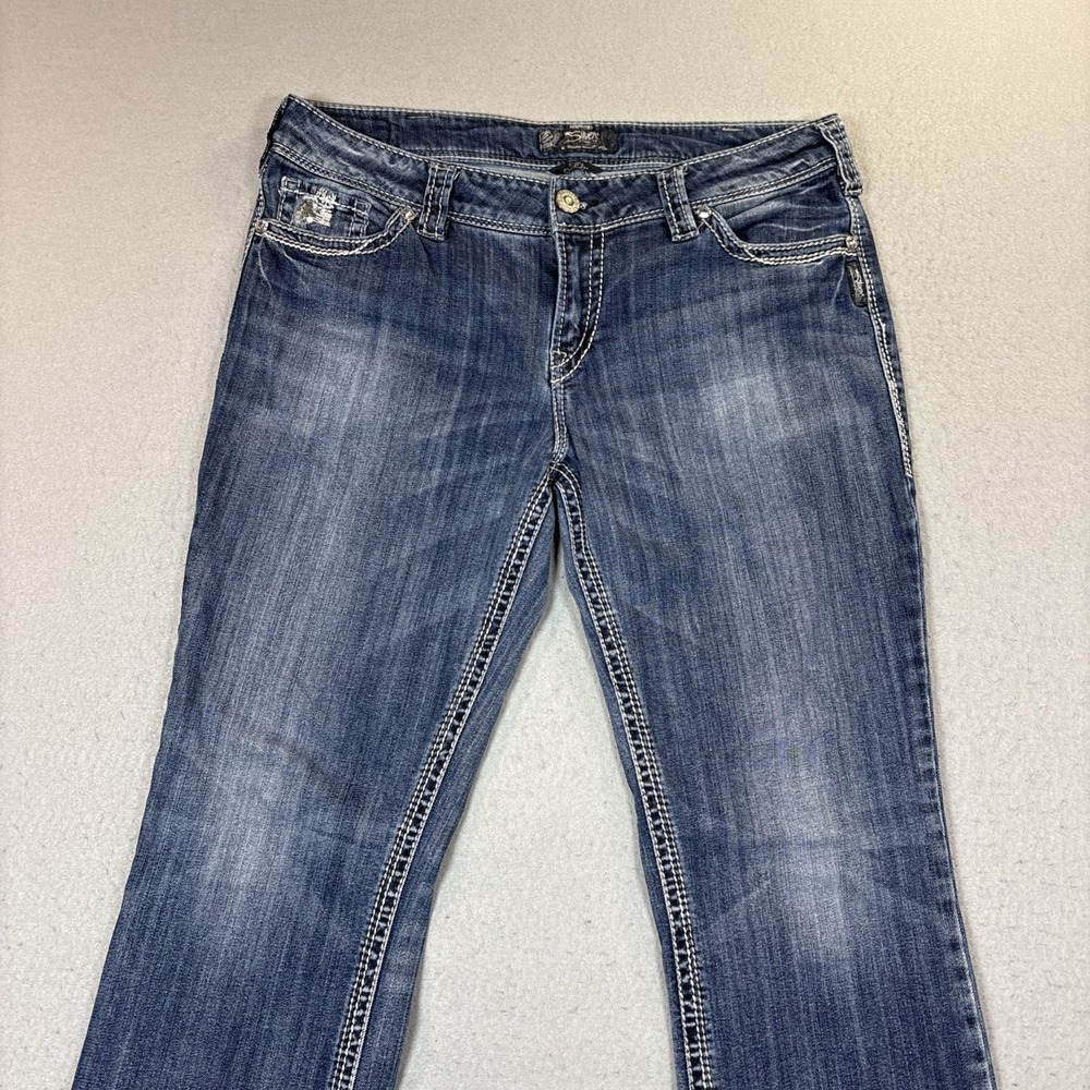 Silver Jeans Co Suki Flap 17" Denim Blue Jeans 34/33 Embroidered Sequins - Picture 3 of 12